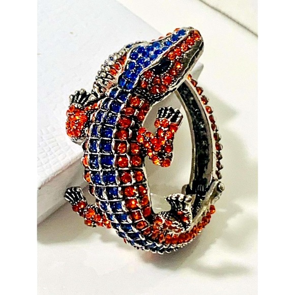 Rhinestone Crocodile Hinged Bangle Bracelet - Picture 9 of 12